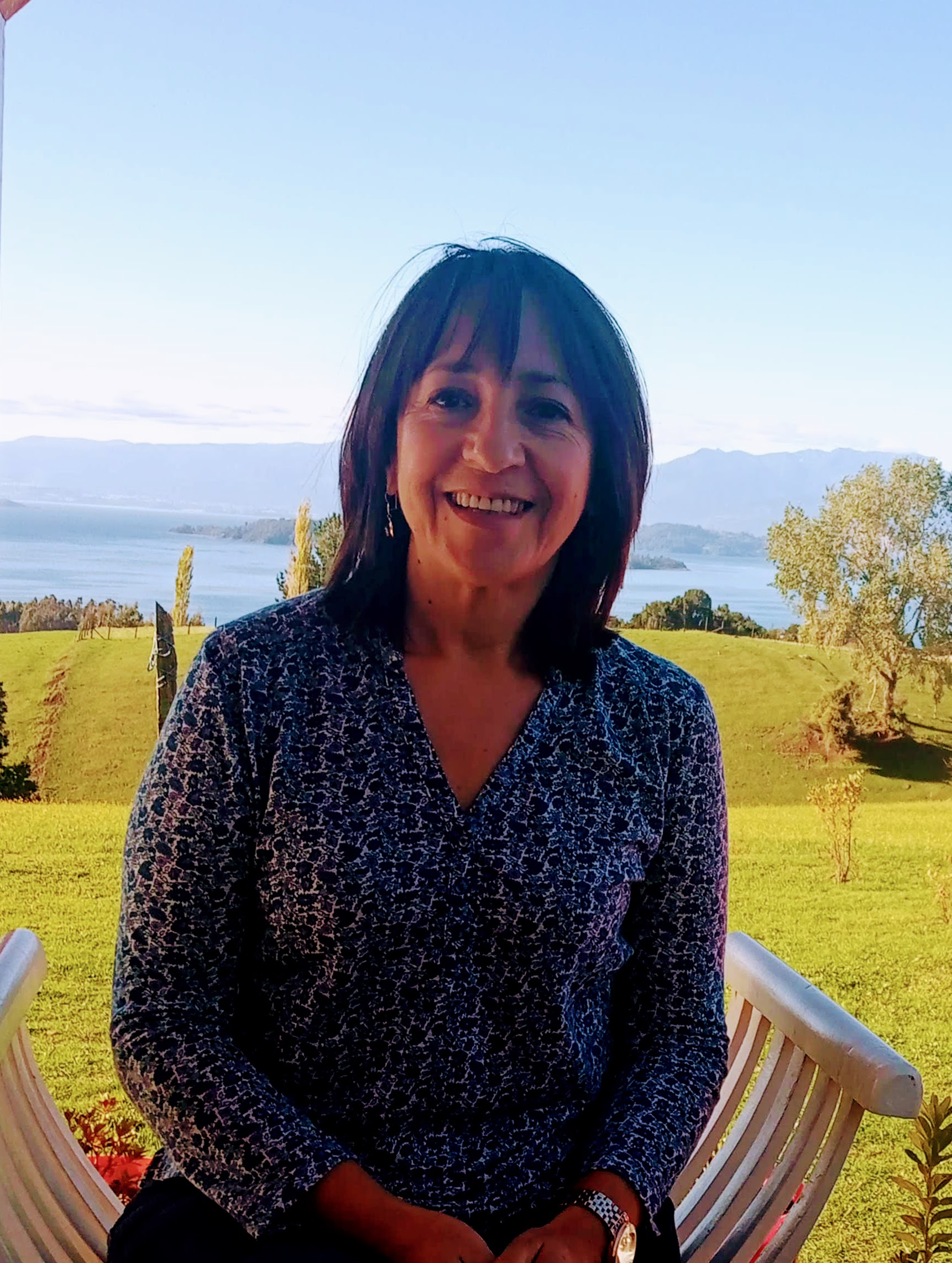 Dra. Marly Casanova Uribe — Psicóloga de la Comunicación y Consultora Estratégica